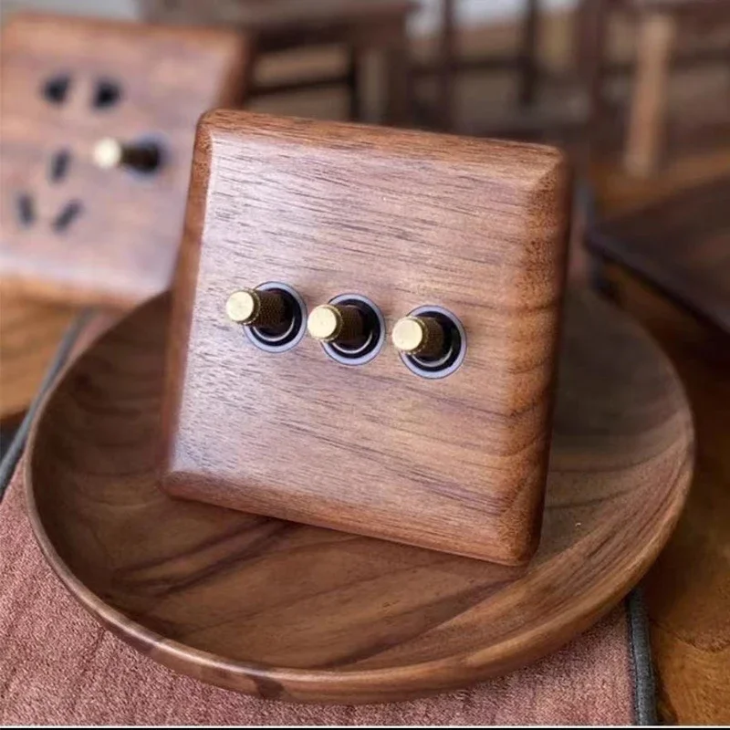 T & i-ウッドプラグ付き埋め込み電源コンセント,86x8 - Woodworking Zone のレビューと価格